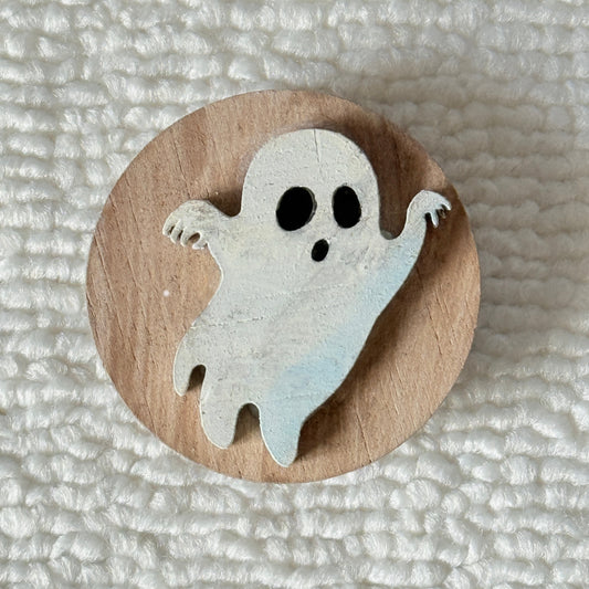 Cute Ghost Refrigerator Magnet - Perfect for Halloween